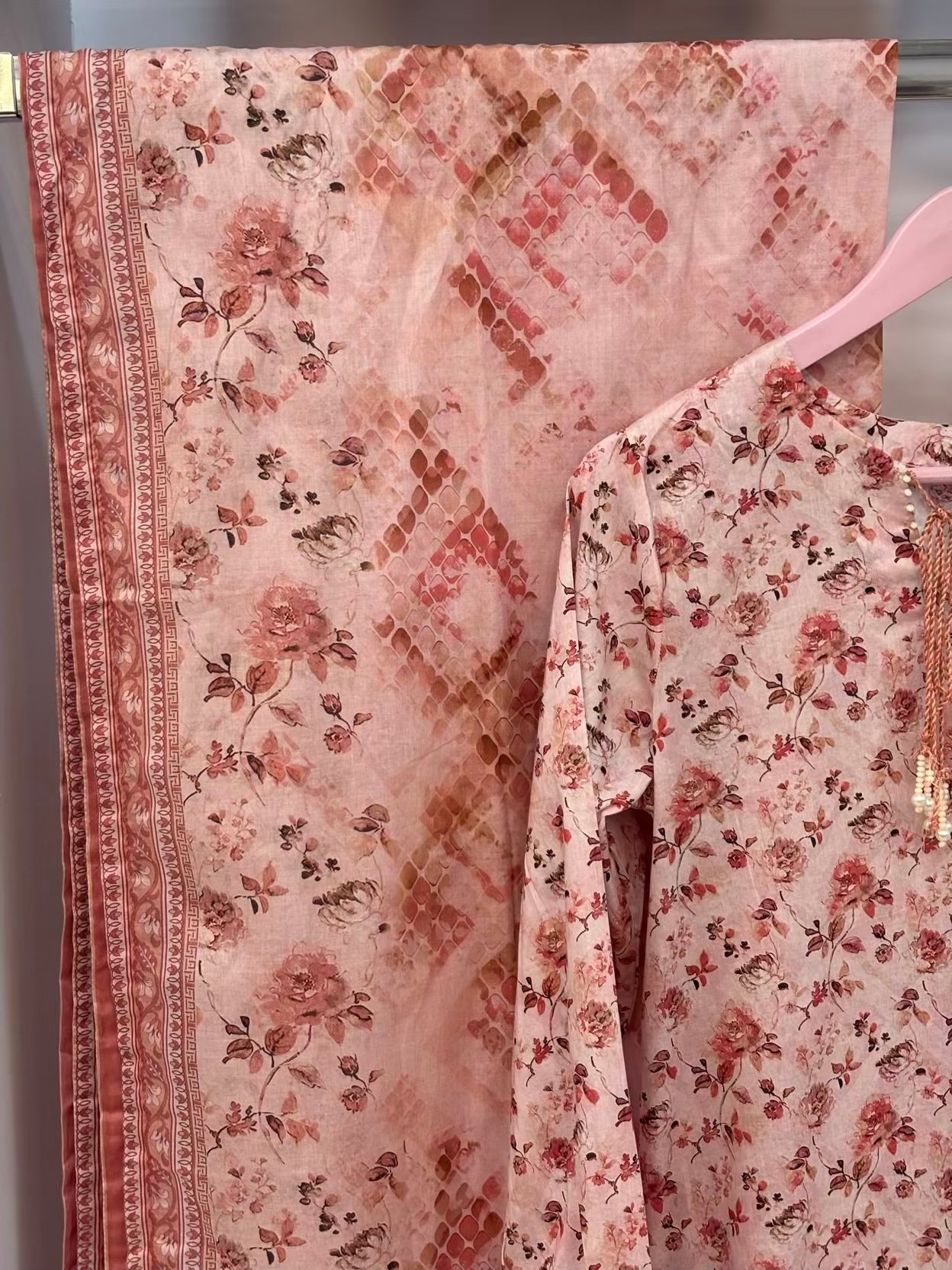Floral Light Pink Exclusive Printed Lawn PL04-A | Stitched | 3 Piece