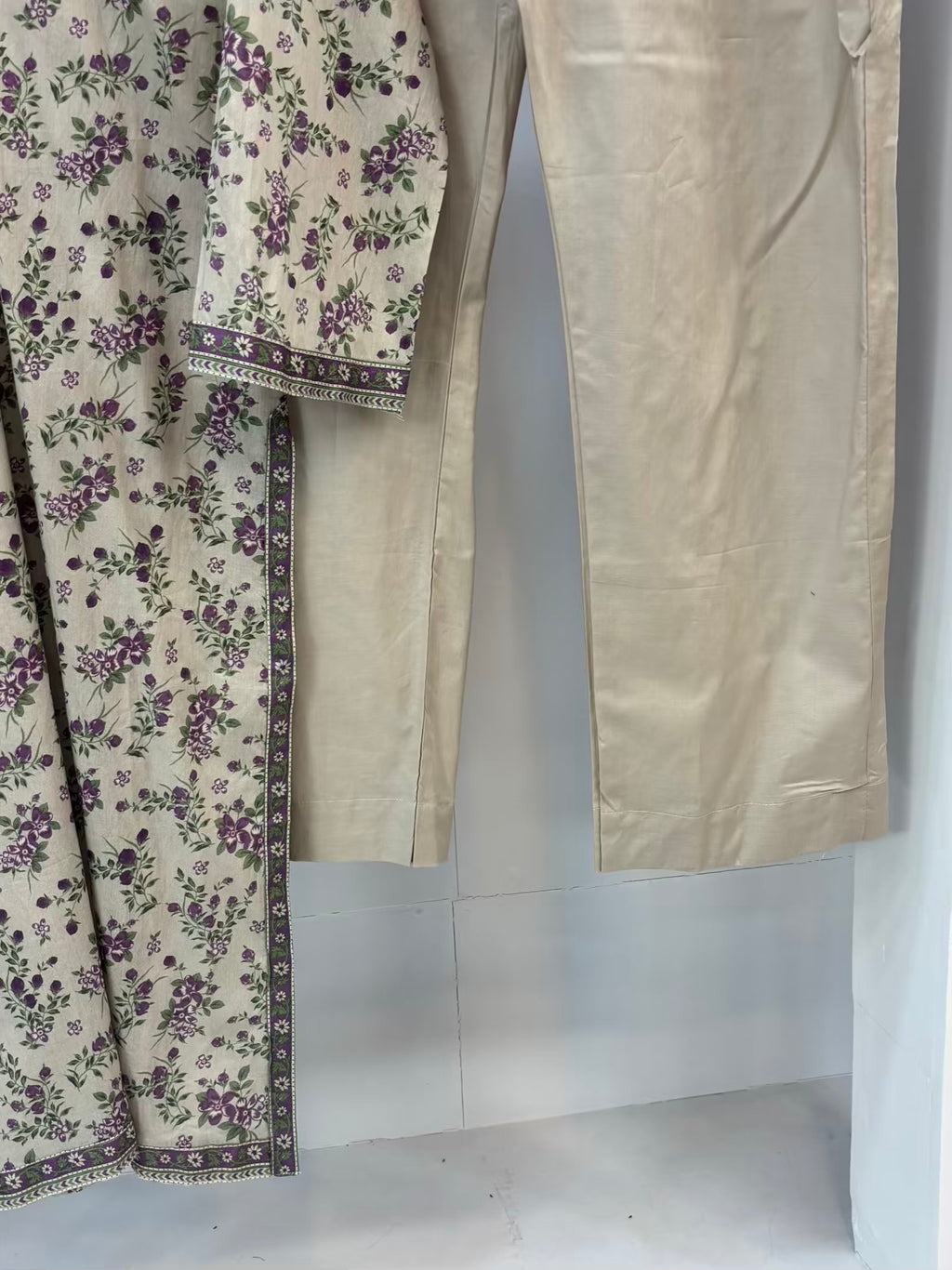 Creamy Lavender Exclusive Printed Lawn PL19-B | Summers | Stitched | 3 Piece.